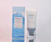 ضدآفتاب سنتلا اسکین 1004 مدل هیالوسیکا مناسب پوست حساس، سبک و آبرسان