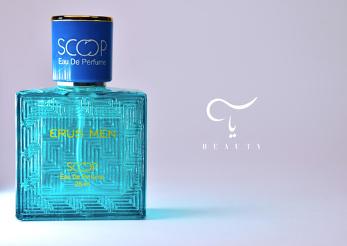 آبی رنگ ادکلن ورساچه اروس ۳۰ میل با طراحی کلاسیک و لوگوی مدوزا، عطر مردانه خنک و شیرین