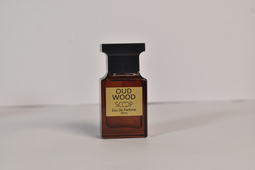 تصویر ادکلن 30 میل oud wood scoop-رایحه چوبی گرم و لوکس